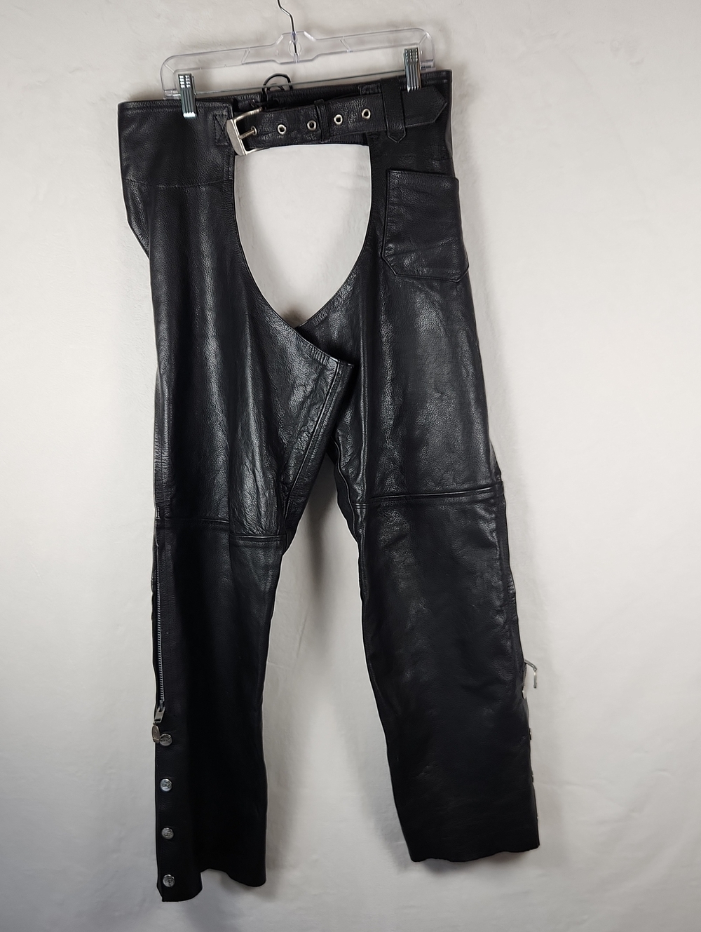 Z1R Leather Chaps Unisex Black Motorcycle Chaps Size 2XL Fits 35-42 Inch Waist